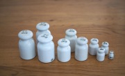 10 odważników porcelanowych z PRL-u 