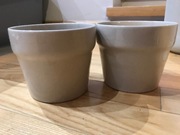 IKEA dwie osłonki doniczki, szary, 9,5 cm