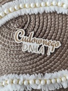 Napis grawerowany tekturka urodziny impreza 