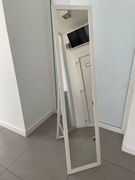 Lustro stojące na nóżce