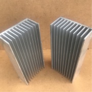 Radiator aluminiowy mocy duży 27x12x6 cm 2kg 2 sztuki