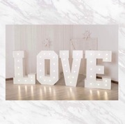Napis LOVE