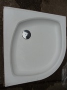 Brodzik półokrągły z osprzętem .