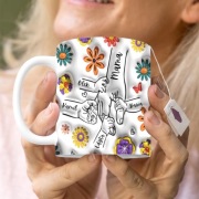 Kubek Personalizowany na Dzień Mamy – Imiona Dzieci – Wzór Kwiaty 3D
