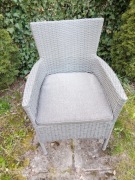 Fotel rattanowy z poduszką