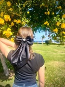 Czarna kokarda do włosów