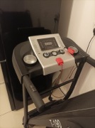 BIEŻNIA ELEKTRYCZNA HRS, 110kg, USB, TWISTER