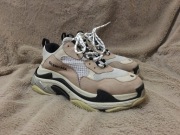 Buty Balenciga triple s beżowe