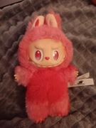 Labubu Big Into Energy Love różowy brelok pop mart