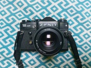 Aparat Zenit 12XP z obiektywem Helios-44M-4