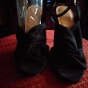 NEW LOOK Eleganckie, zamszowe sandałki na wysokiej szpilce 37