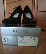 Czółenka Kotyl 0883 Czarne lico 40