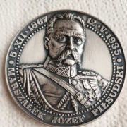 Medal okolicznościowy. Marszałek Józef Piłsudski.