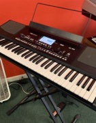 Keyboard Korg Pa 300