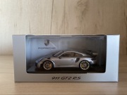 1:43 Porsche 911 991.2 GT2 RS WAP0201510J Dealer Spark