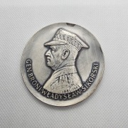 GEN. BRONI WŁADYSŁAW SIKORSKI