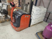 Wózek elektryczny widłowy paletowy Linde L16 Triplex