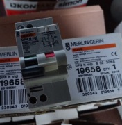 Różnicówka Merlin gerlin b32