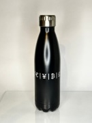 Czarna butelka termiczna ze stali nierdzewnej - izolowana - 500ml