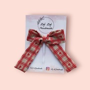 Elegancka duża kokarda w serduszka