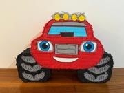 Piniata urodzinowa - Blaze z bajki Blaze i Mega Maszyny