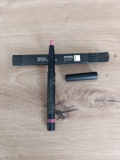 Avon precyzyjna szminka "10 godzin" Blush Peony