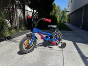 Trek Precaliber 12 - rowerek dziecięcy - boczne kółka i uchwyt