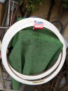 Białe opony cst z wkładką antyprzebiciowa 28x1.75