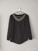 Czarna elegancka bluzka koraliki 