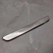 LISTWA PROGOWA LEWA PODŚWIETLANA MERCEDES W205 W213 AMG A2056800535 NOWA 