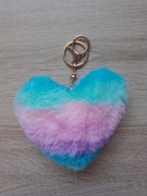 Brelok pompon futerko serce wielokolorowy 