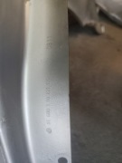 Lewy przód błotnik VW Touran 1t3 2011 rok Do pomalowania przez fachowca