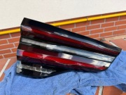 Lampa lewa tył tylna w klapę bagażnika BMW X3 G01 LCI, sprawna, pękn. klosz