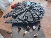 Sprzedam już złożony statek millenium z 6 figurkami, długość45 cm. 