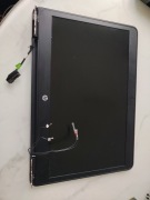 HP G3 840 klapa matrycy wraz z tasiemkom wszystko sprawne zawiasy 