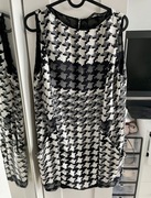 Zara basic klasyczna sukienka pepitka biała czarna