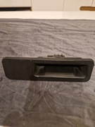 Przycisk otwierania klapy BMW G30 G31 2018 r  7381867