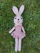 lalka królik dziewczynka , maskotka na szydełku, prezent dla dziecka, 