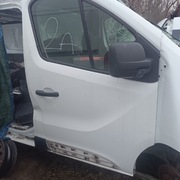 trafic vivaro III prawe  drzwi ładne do zalozenia