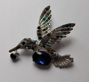 Piękna broszka Koliber 