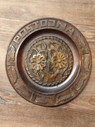 Talerz drewniany ręcznie rzeźbiony 