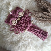 Mini sówki z makramy. Inna ozdoba na ścianę