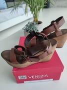 Sandały Venezia na koturnie rozm 38 