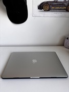 MacBook Pro 2019 Touchbar 15”, 16GB i7 256GB