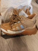 Adidasy 44 Busenits