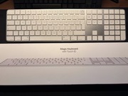 Apple Magic Keyboard z Touch ID i klawiaturą numeryczną