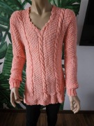 Sweter damski r. L handmade łososiowy z kolorową nitkąą