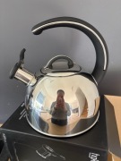 gwizdek czajnik2.5liter