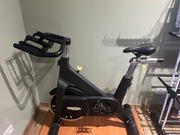 Profesjonalny rower spinningowy Technogym
