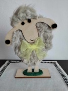 WIELKANOC DEKORACJA PREZENT BARANEK NA PODSTAWCE